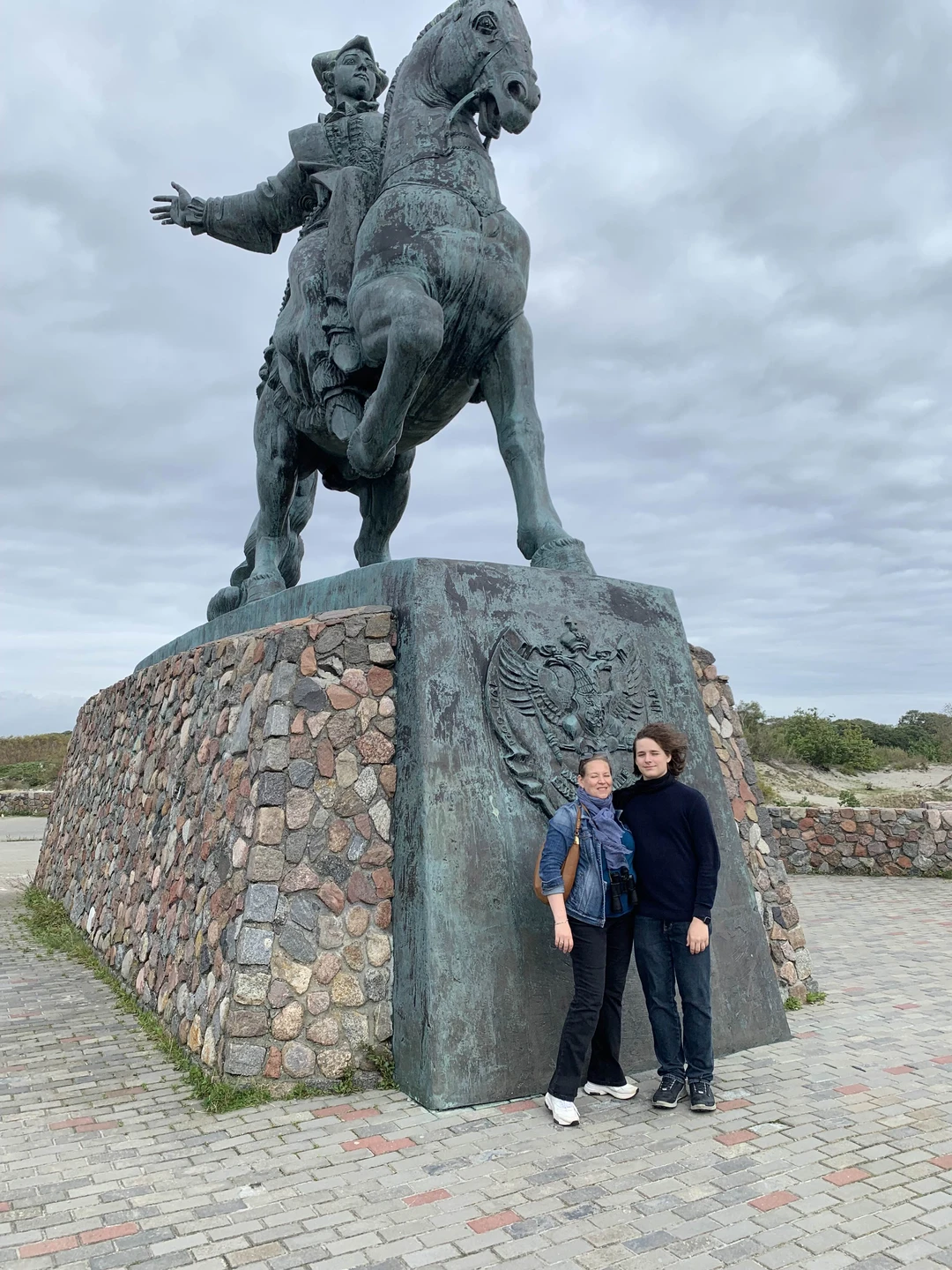 Приветствую всех путешественников! Не люблю писать отзывы, но гнет обещания, данного мной Евгению, давит на меня