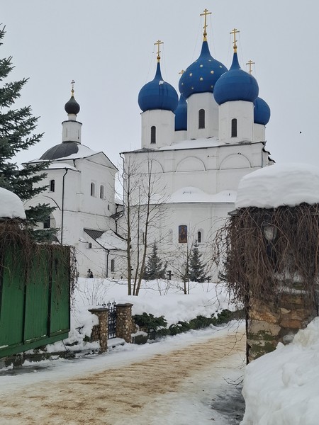 узнали много интересного, что было бы очень трудно узнать без гида-Елизаветы!