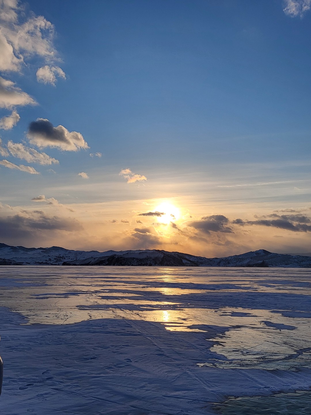 Большая благодарность нашему гиду Владимиру, всю поездку рассказывал нам интересные факты про местных жителей, животных и
