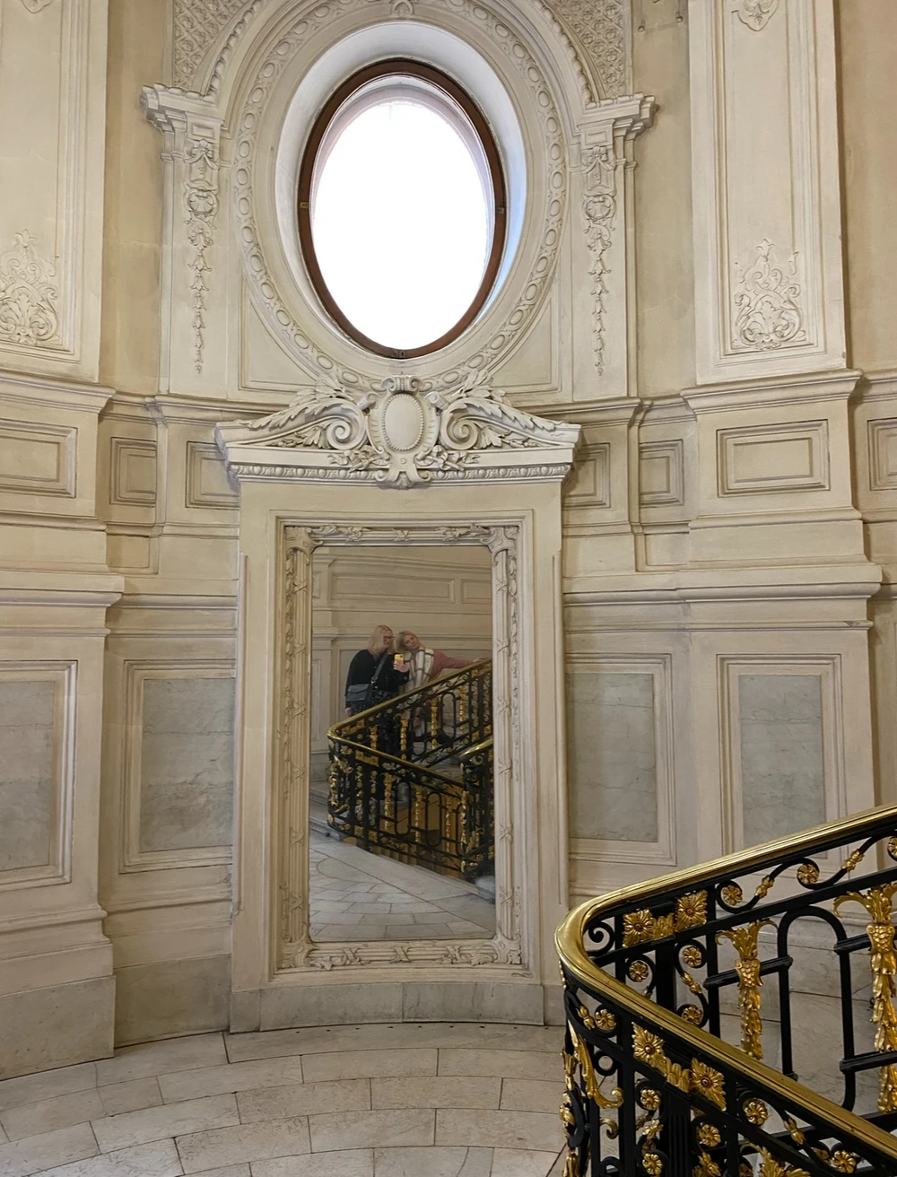 По удивительному особняку Румянцева (8/13)