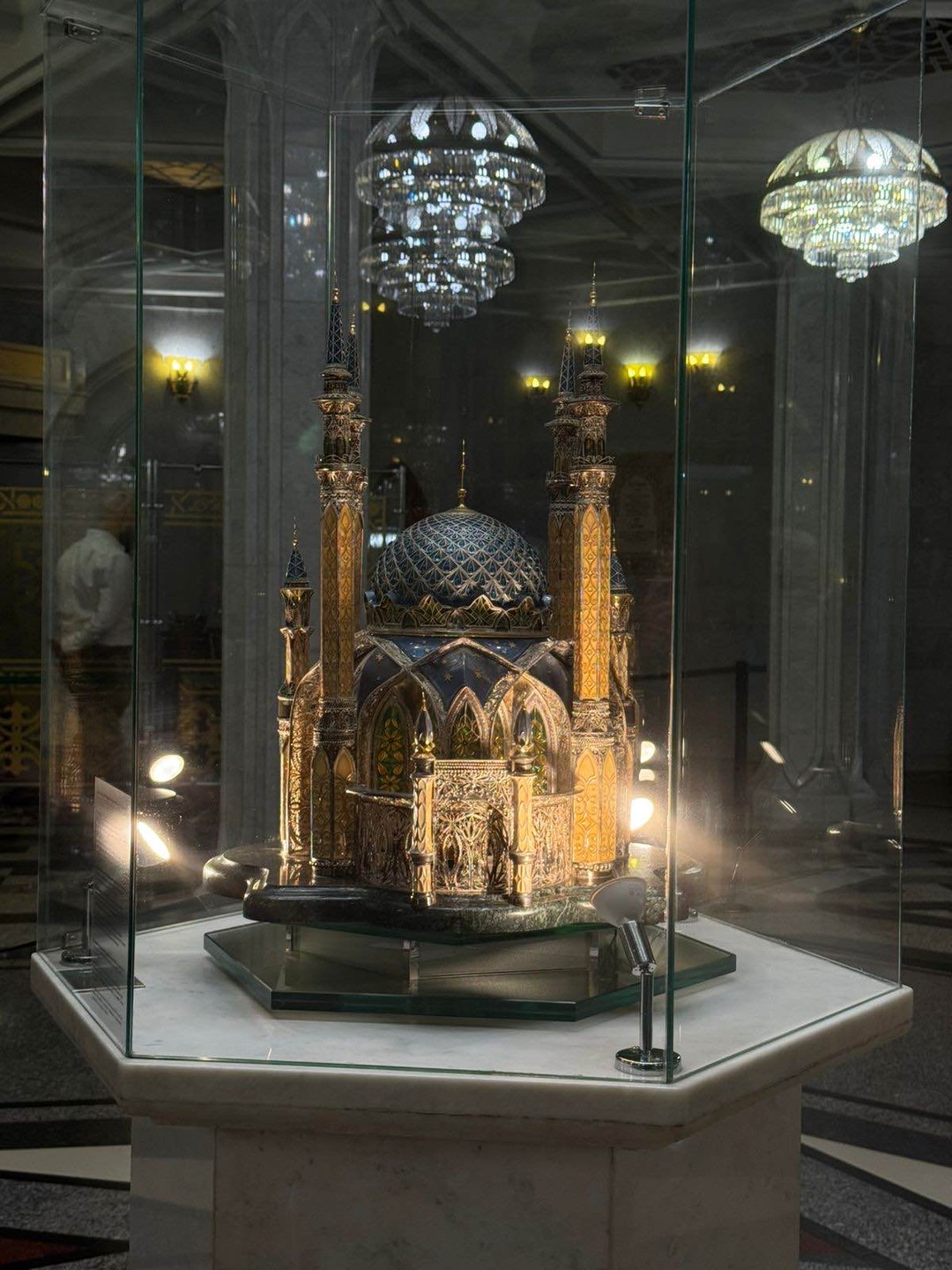 Экскурсия по эпохам Казани с профессиональным историком (Елена)