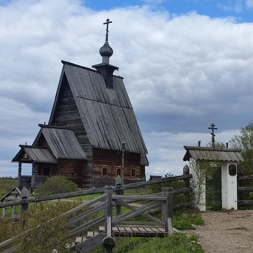 Хорошая экскурсия, я бы хотела больше времени в Плесе, но это личные предпочтения. Хороший рассказ, все