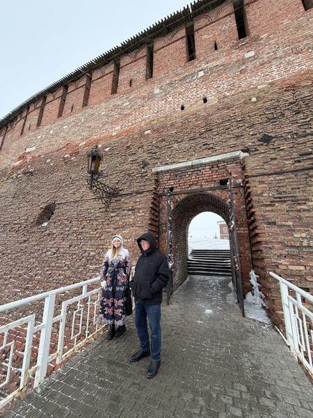 Маргарита отличный экскурсовод: договорились накануне, учла наши пожелания использовать наш автомобиль. Последние полчаса экскурсии проехались по