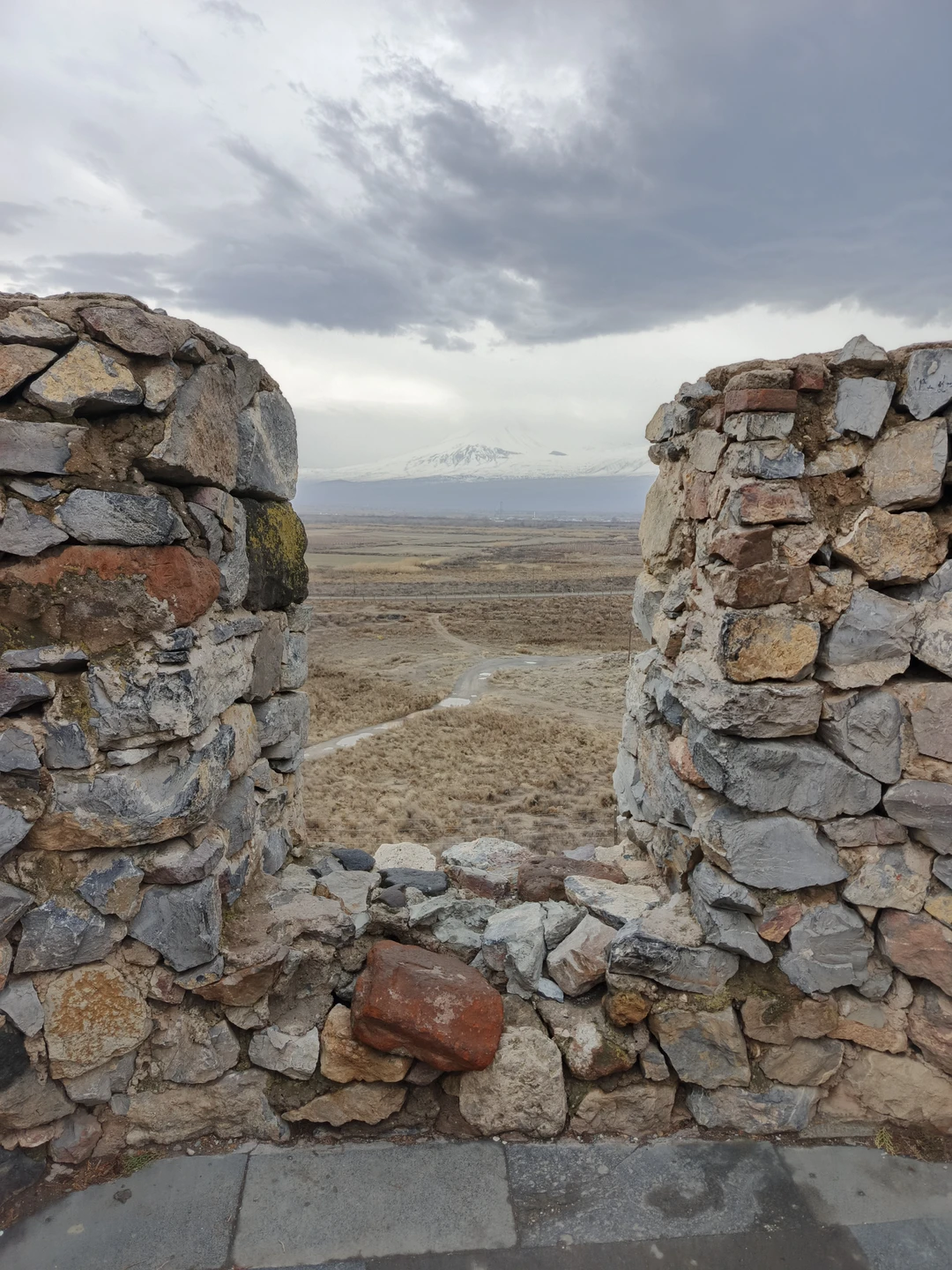 Экскурсия понравилась, захватывающие, потрясающие виды. Не хватило информации по объектам