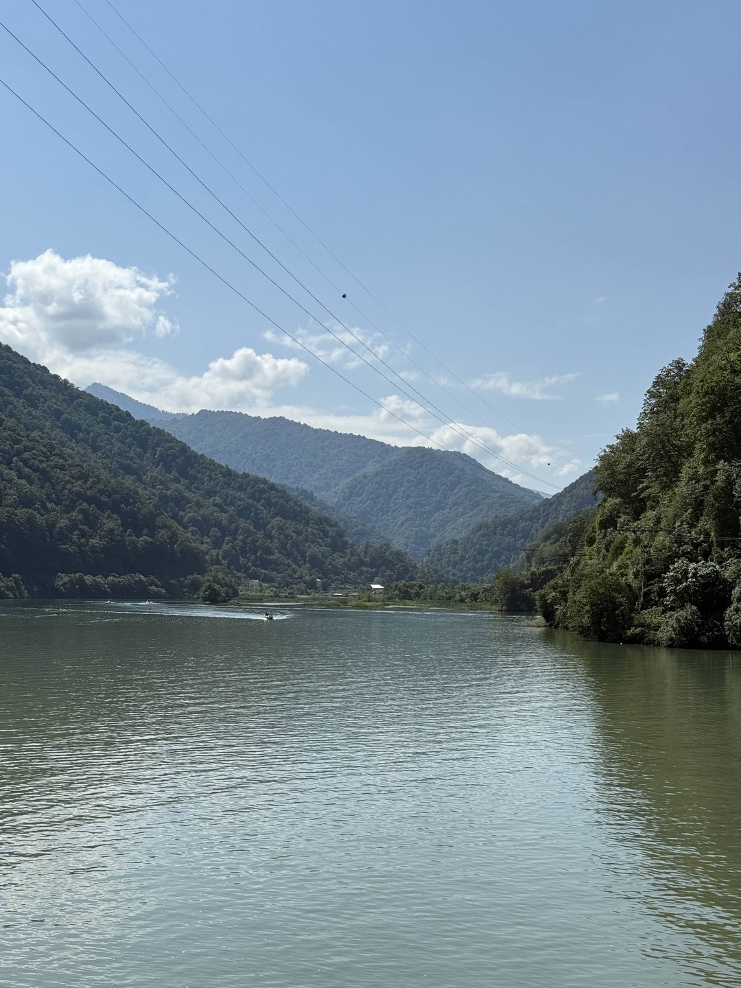 Спасибо больше за экскурсию! Очень понравился Заза, его способность рассказывать простыми словами историю Грузии. Для нас