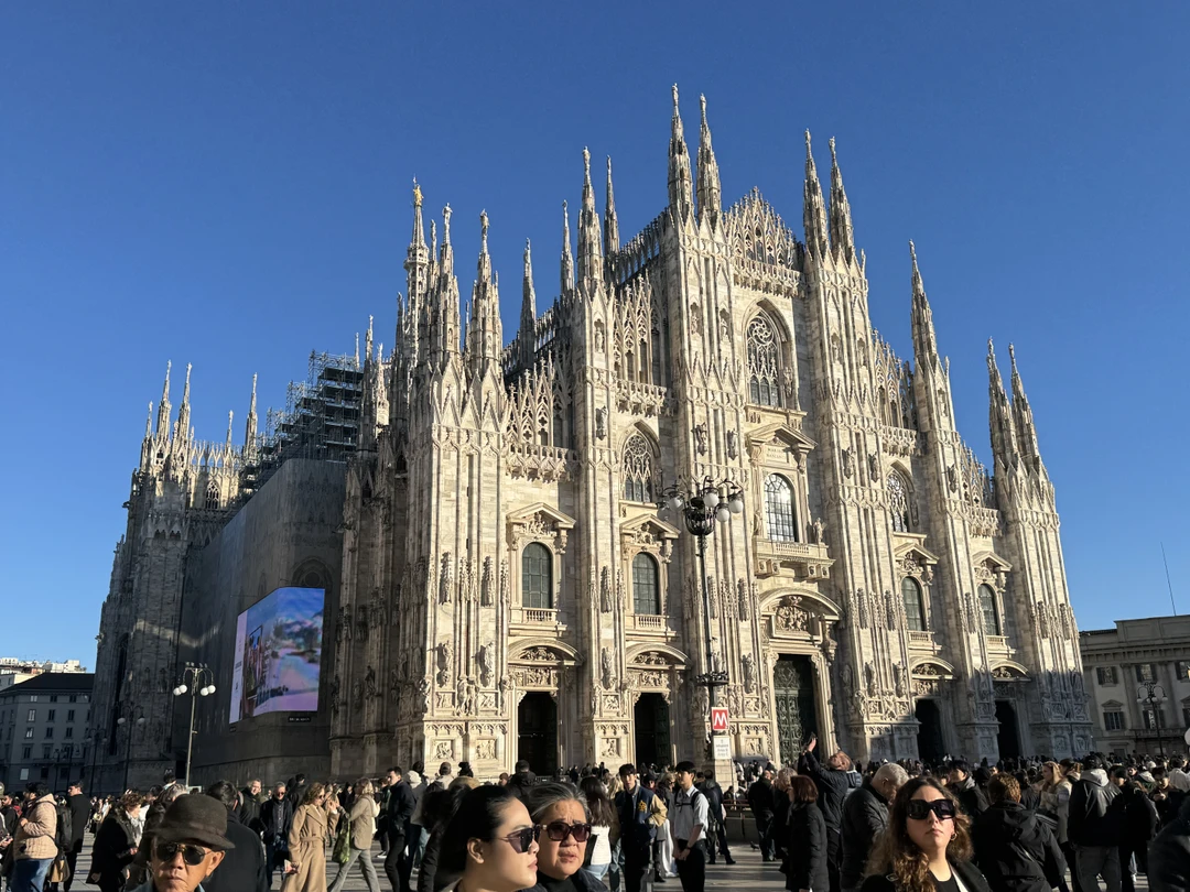 Добрый день. Уже в третьем городе посещаю экскурсию «Свидание с … каждый день» и каждый раз