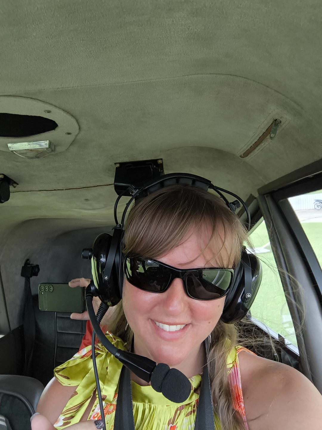 Идея полета-просто классная тема. Вид сверху прекрасен. Спасибо за организацию данного вида отдыха!