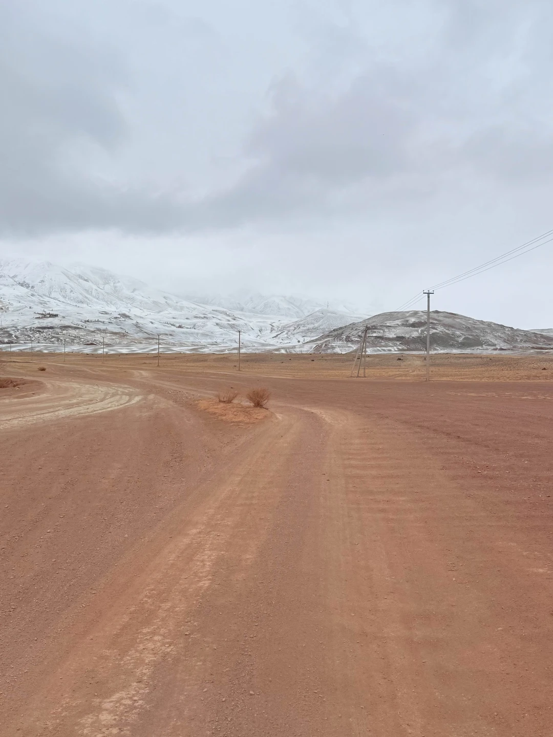 Это был мой восторг!!! Не первый мой такой тур, но Константин огромный молодец!!! Показал Алтай во
