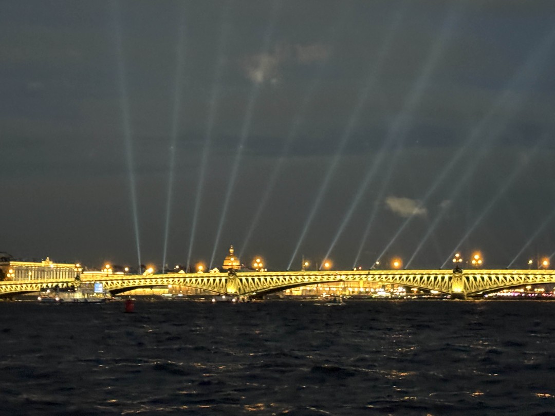 Ночная прогулка на катере к разводным мостам (Анастасия)