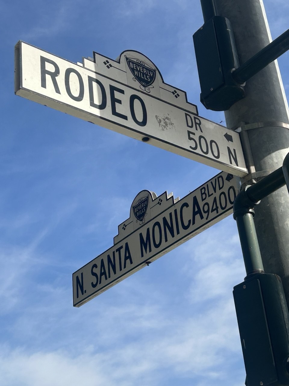 Прекрасная насыщенная и наполненная экскурсия с Дмитрием. Дмитрий очень образованный и интеллигентный человек, ненавязчивый рассказчик. С