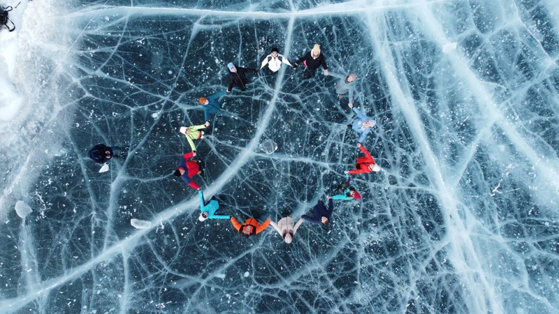 Чудеса зимнего Байкала (всё включено): главные места, гастрономия, лёд и погружение в культуру