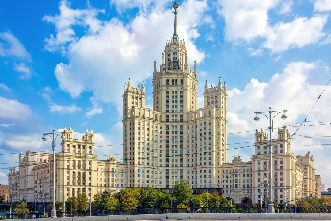 Высотка на&nbsp;Котельнической набережной