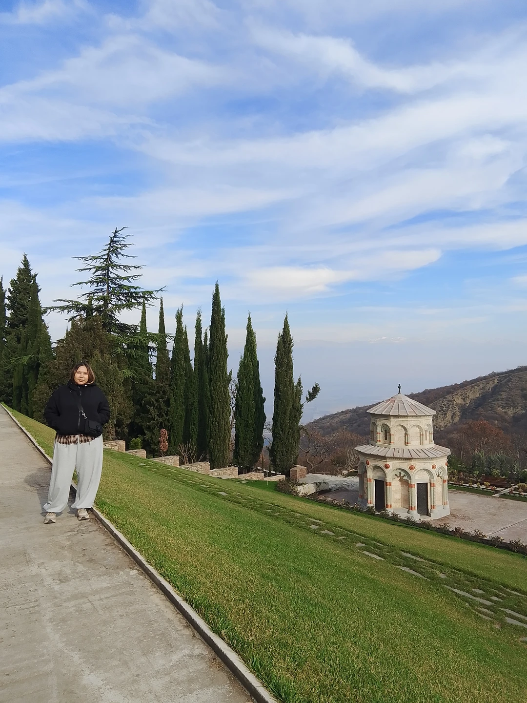 Классная экскурсия! Получила огромное удовольствие от дегустаций и прогулок с гидом Георгием!