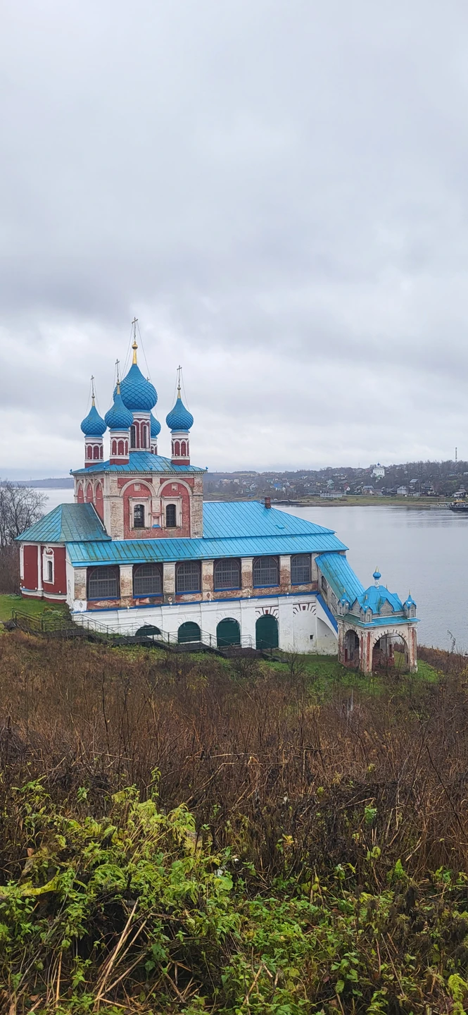Огромное спасибо экскурсоводу Юлии за замечательно проведенную экскурсию. Хорошо продуманный маршрут, правильно выбранные обьекты для осмотра