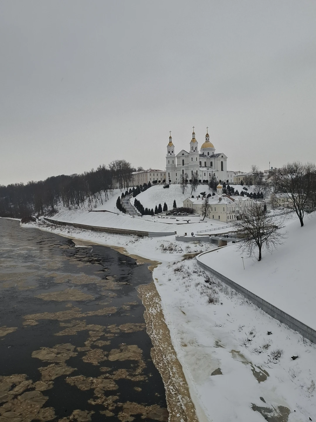 Интересная тематическая экскурсия. Много исторической информации
