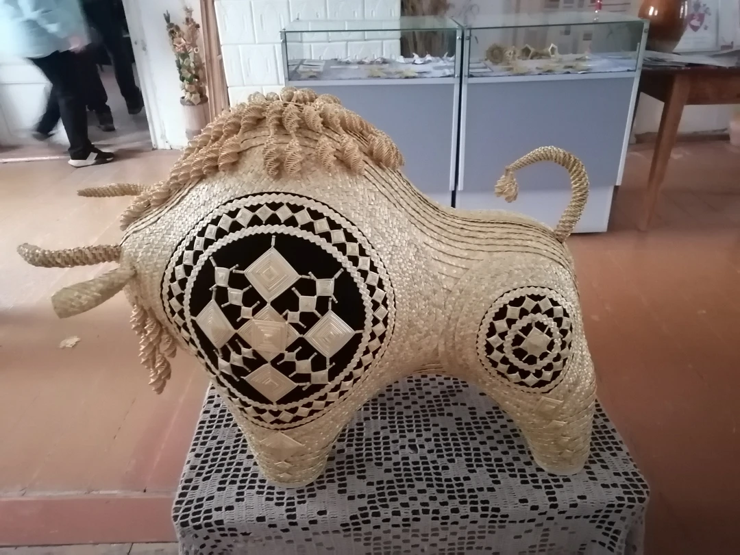 Замечательная программа путешествия. Увидели Беларусь такую разную, красивую, гостеприимную, таинственную. Очень повезло с гидом. Видно, что