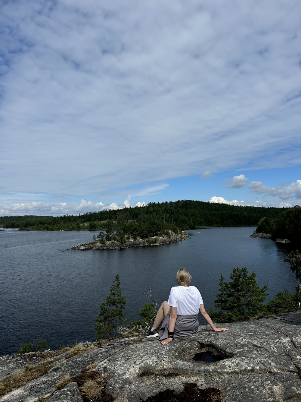 Путешествие к водопаду Белые мосты + прогулка по Ладожским шхерам (6/20)