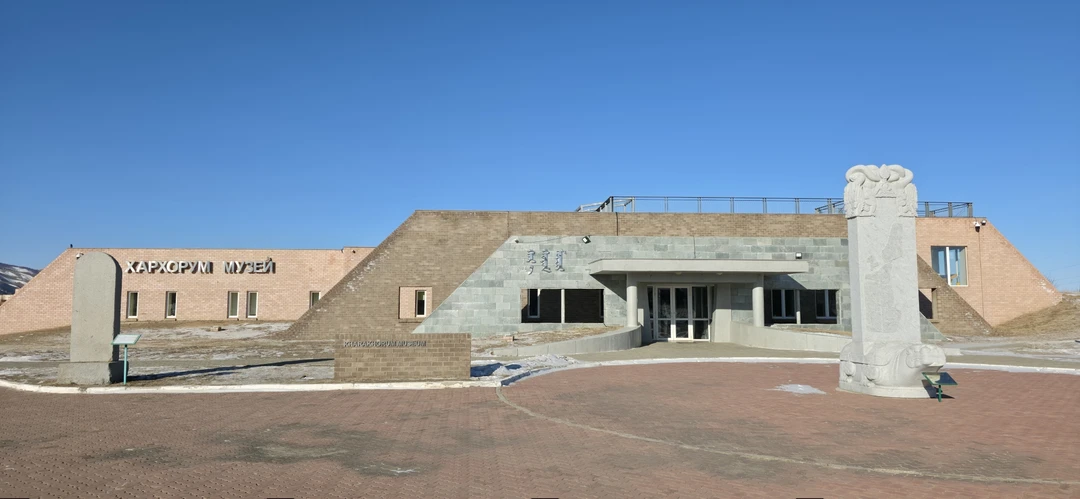 Монголия… Вот мы и вернулись из нашего небольшого зимнего путешествия по "стране вечно синего неба". Один