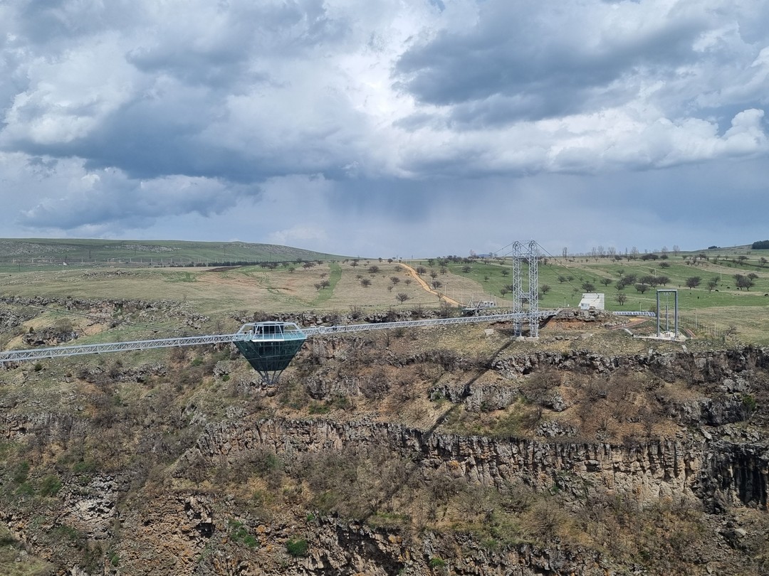 Бриллиантовый мост, каньон Дашбаши и каскадные водопады (Полина)