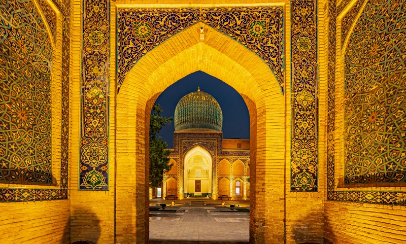 Мини-группой по Узбекистану: Ташкент, Самарканд и склоны Тянь-Шаня