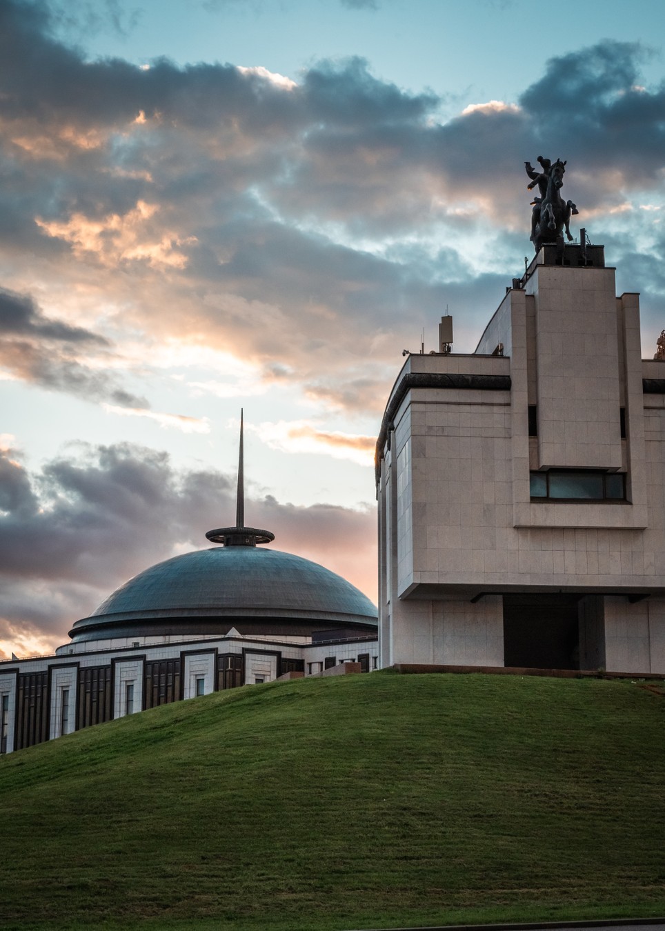Экскурсия по парку Победы на Поклонной горе «Покуда сердца стучатся — помните!» (6/14)