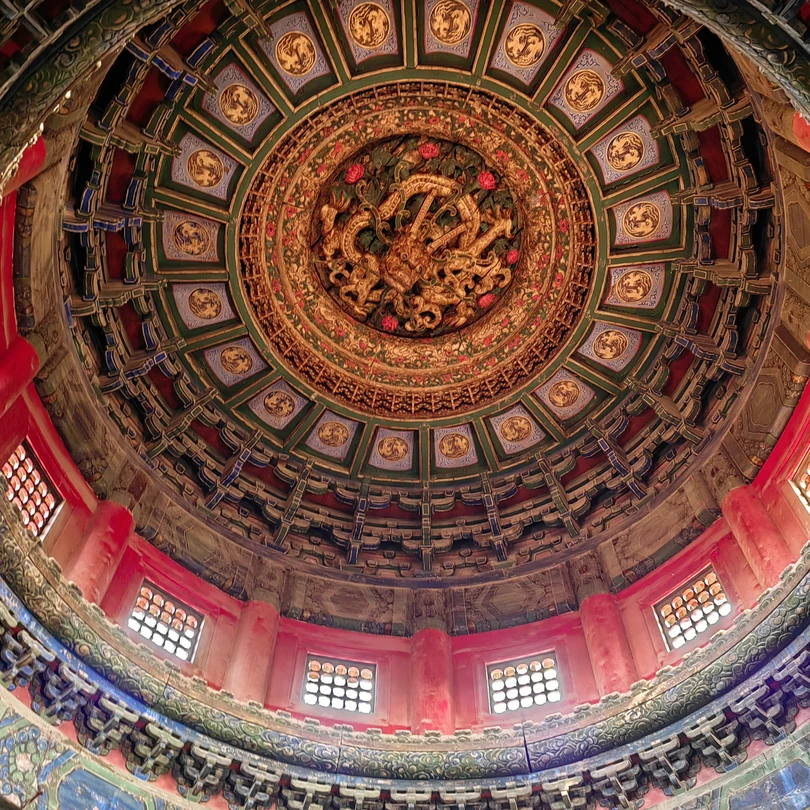 Большая удача, что нашли Максима в качестве нашего гида. Как оказалось, он работает гидом в Пекине