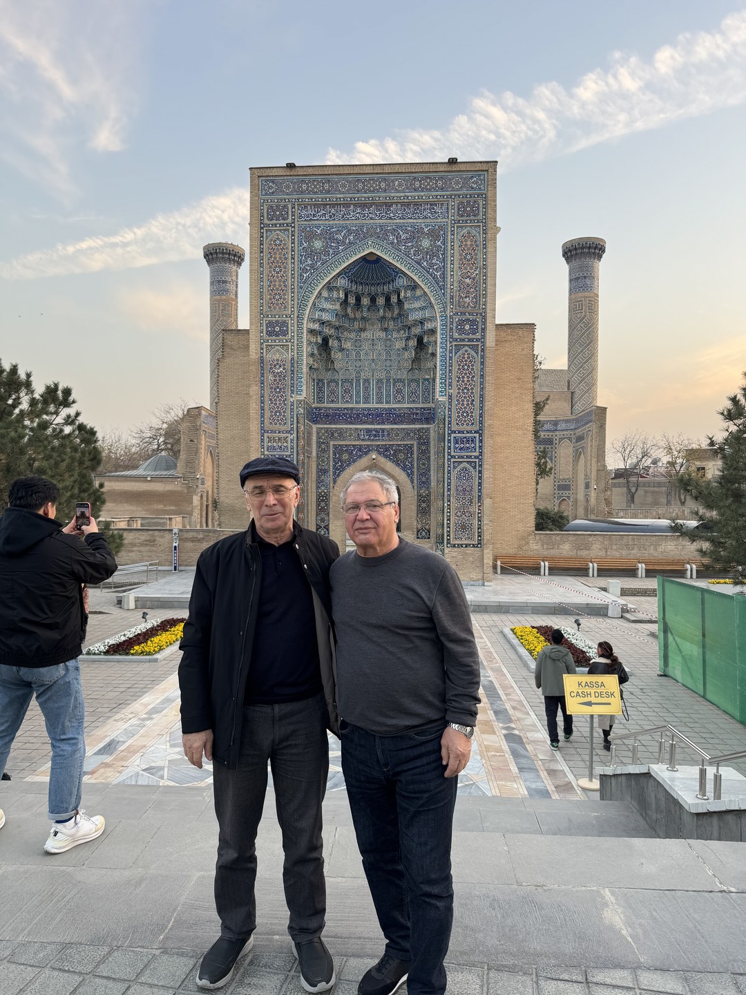 Очень довольны обслуживание нашей группы компаний Tripster в лице организатора Лилия. Мы были освобождены от решения