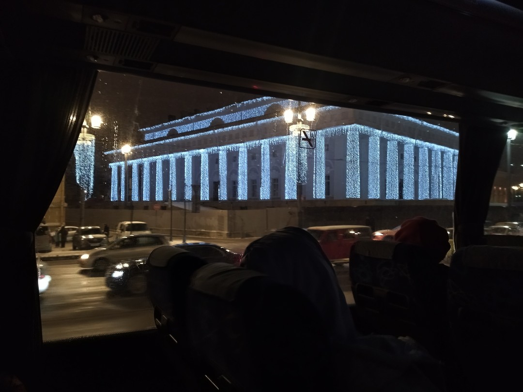 Рождественский Санкт-Петербург. Автобусная экскурсия (Рона)