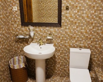 Фото отзыва 1: авторский тур "Нетипичное Приэльбрусье: треккинг налегке к 4 высокогорным озёрам с проживанием в гостинице"