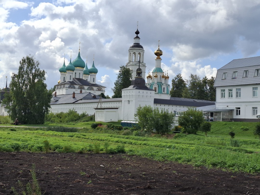 Прекрасная поездка и отличный экскурсовод. Ольга максимально внимательно и доброжелательно отнеслась к нам, как к туристам