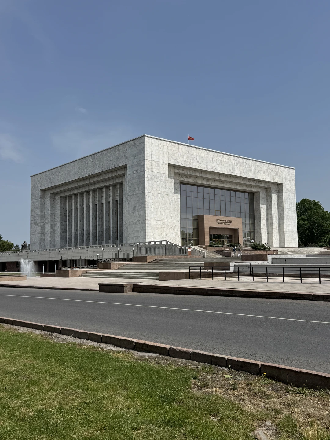 Архитектурно-историческая прогулка по Бишкеку (Светлана)