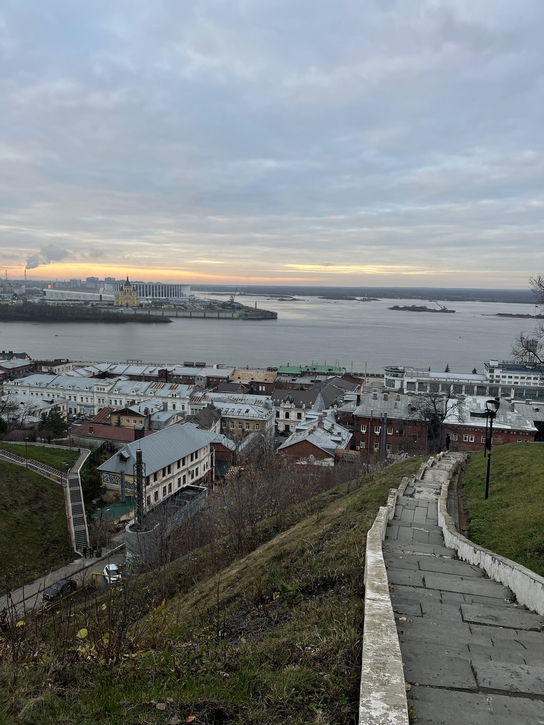 Спасибо Ольге за максимально наполненную экскурсию! Комфортную, не спешную и интересную 🤗 Экскурсия в ноябре на автомобиле это очень удобно!