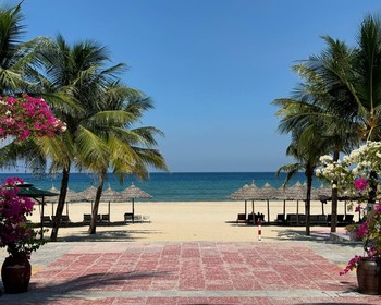 Пляжный отдых, гора Бана и «Золотой мост»