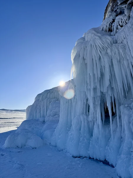 Мы решили купить тур на Байкал спонтанно — хотелось уложиться в 3 дня и успеть увидеть