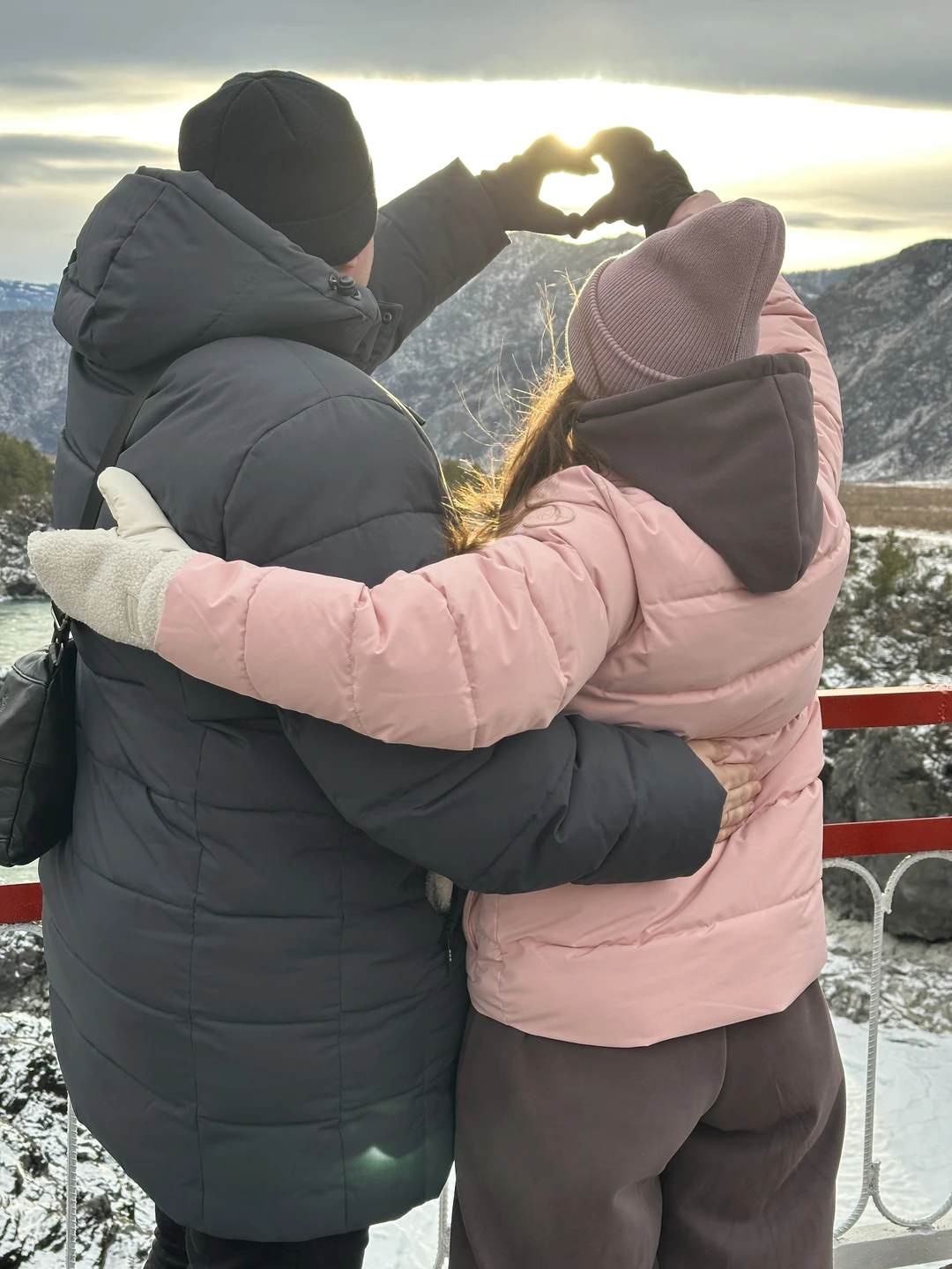 Все было супер! Спасибо Олегу за интересные рассказы, удивительные пейзажи, и очень комфортную поездку!