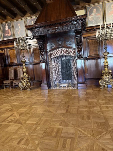 Групповая экскурсия в замки Мир и Несвиж (обед включен) (Салахова)