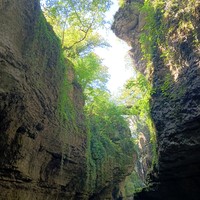 Фото отзыва 4: экскурсия "Мартвильский каньон, чёрные пески Уреки и пещера Прометея — из Батуми"
