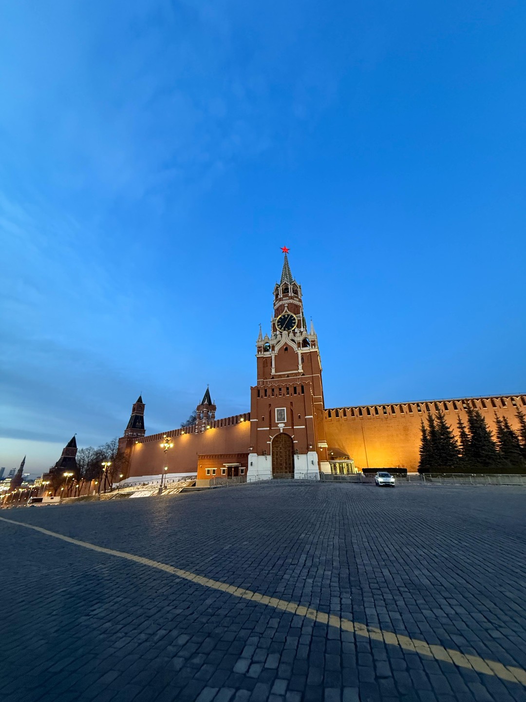 Обзорная вечерняя экскурсия по Москве (Татьяна)