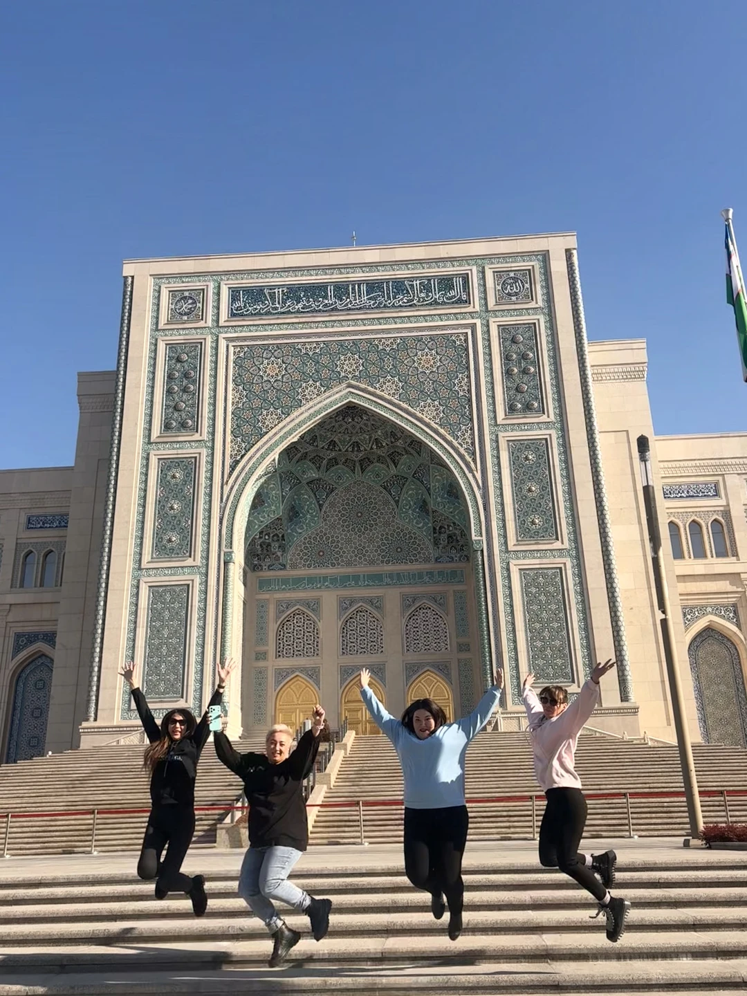 Спасибо за обзорную экскурсию по Ташкенту