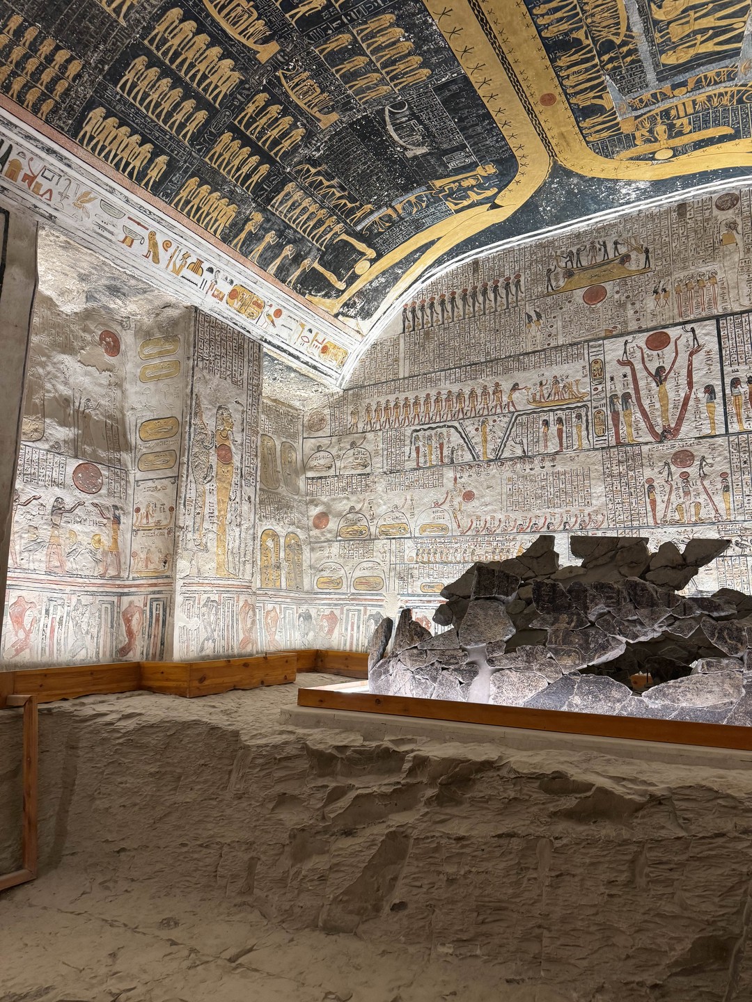 Луксор - "город мёртвых" и "город живых" из Хургады (Алевтина)