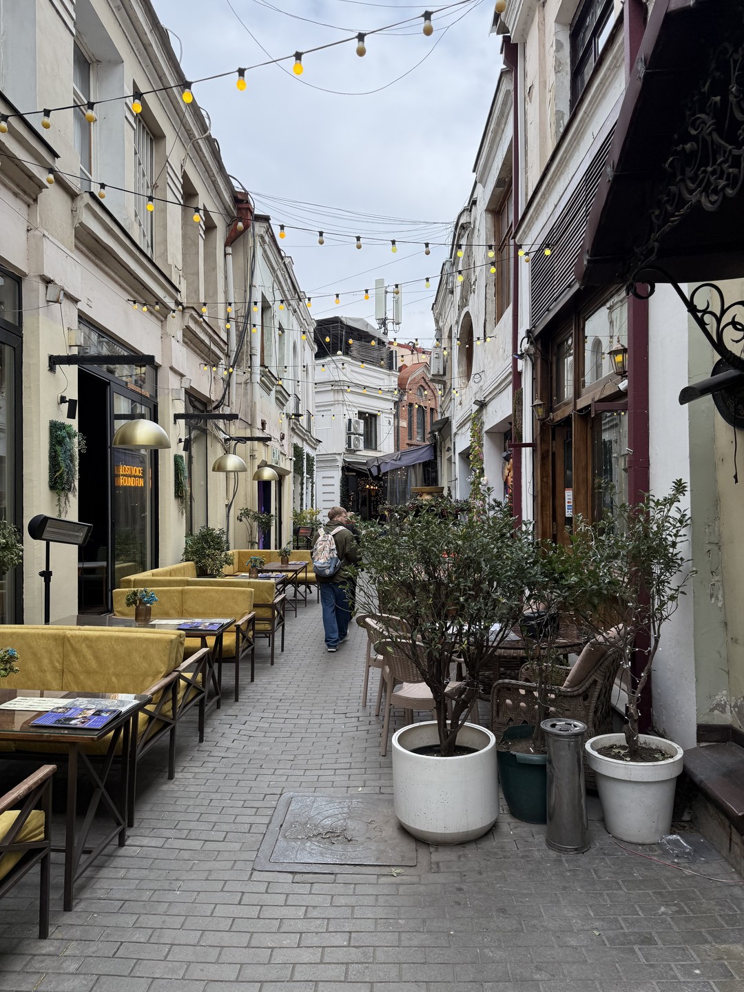 Была на экскурсии по центру Тбилиси с Алексеем, и это оказалось именно тем знакомством с городом