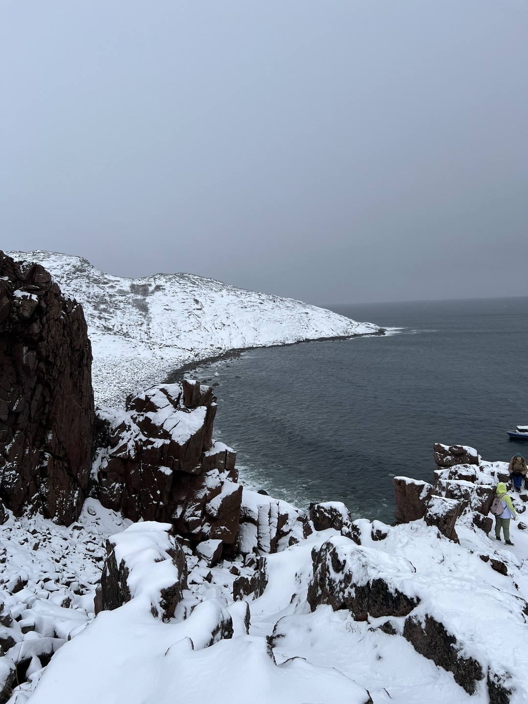 Добрый день! Экскурсия прошла отлично. Всеволод рассказал историю Кольского края, провел по всем интересным местам, напоил