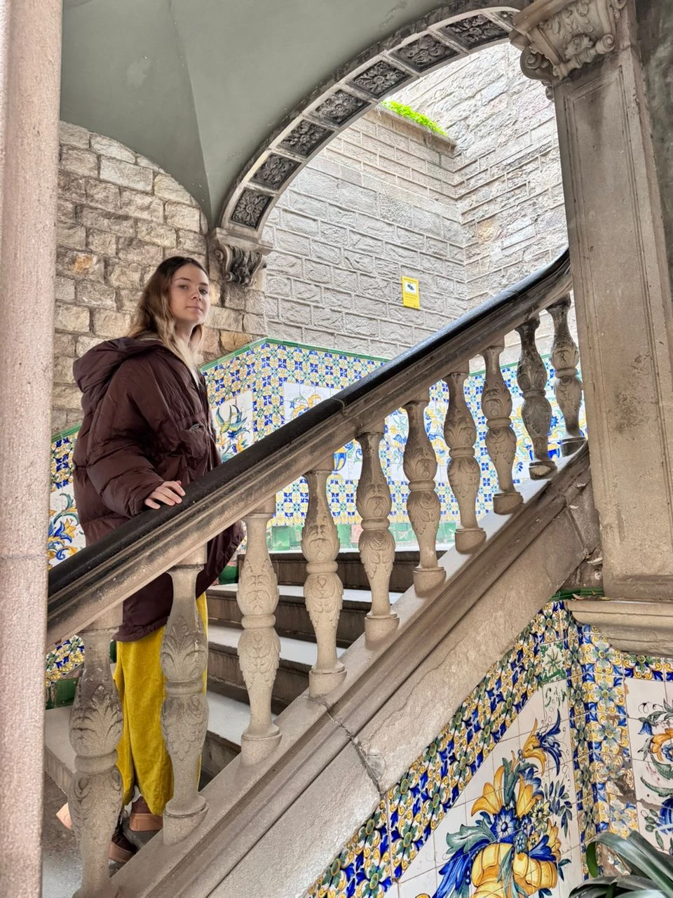 Елена провела экскурсию по всем ключевым местам Ла Рамблы и Готического квартала. Было интересно и познавательно