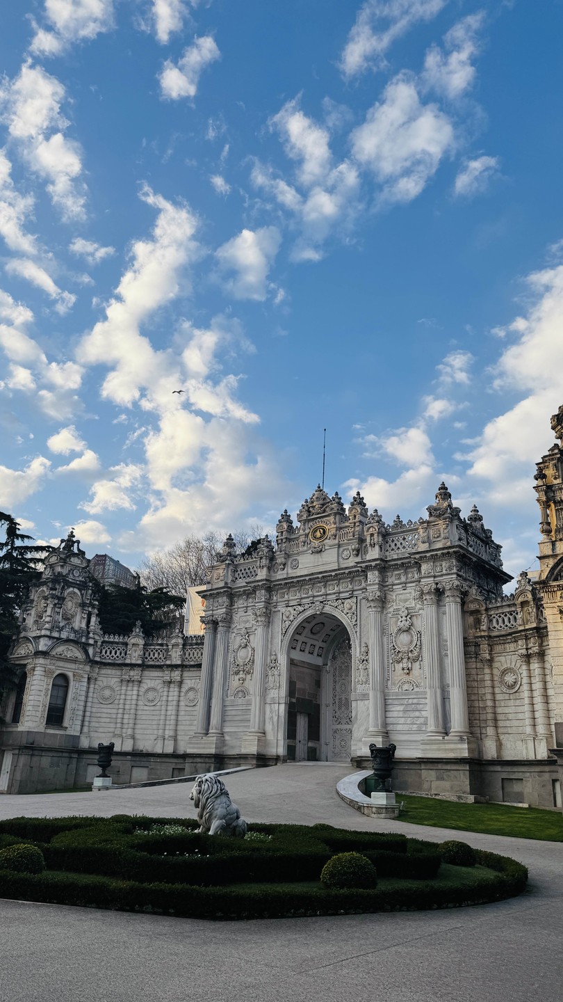 Европейская роскошь Стамбула: дворец Долмабахче и улица Истикляль (Мария)