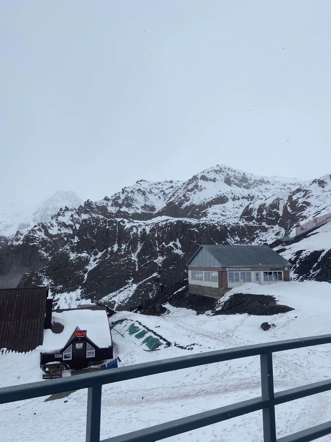 На джипе к Эльбрусу: Гижгит, поляна Азау и поляна Нарзанов (Майя)
