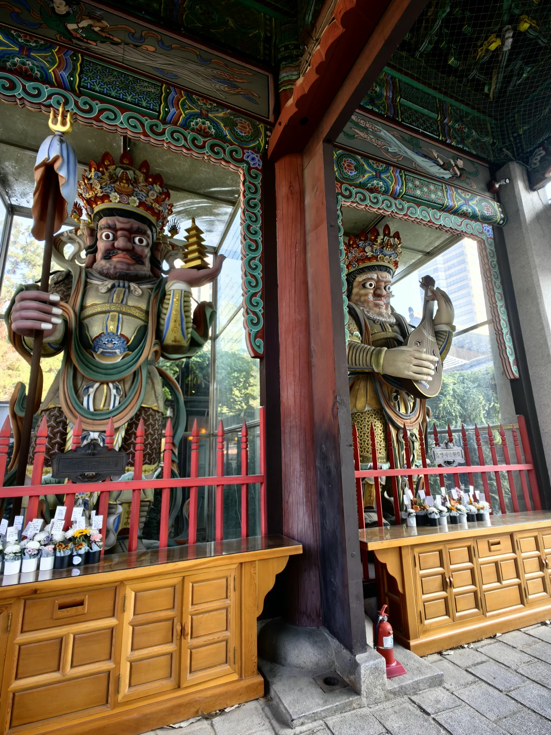 Побывали на экскурсии с Инной. Прекрасно владеет материалом, отвечает на любые вопросы. Очень доброжелательна