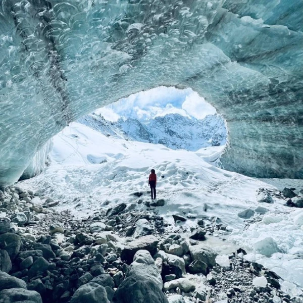 К вечным ледникам Эльбруса - из Пятигорска