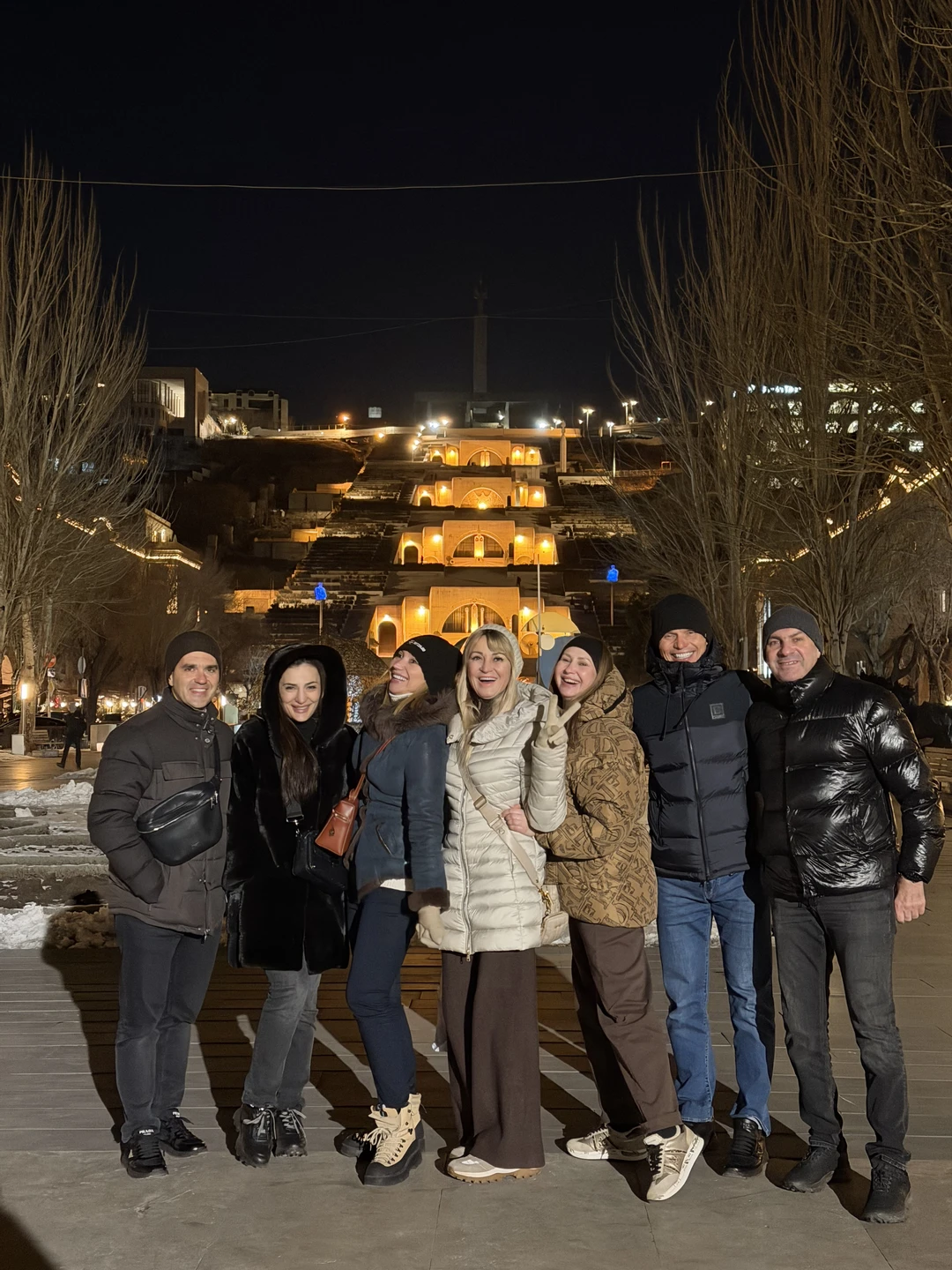 Огни ночного Еревана (Екатерина)