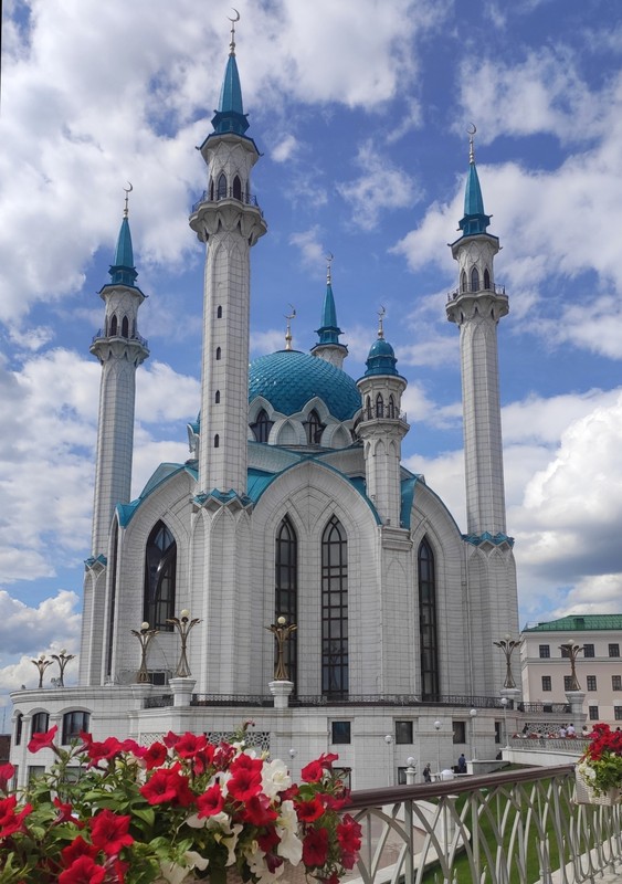 Прошлое и настоящее Казани (на вашем авто)