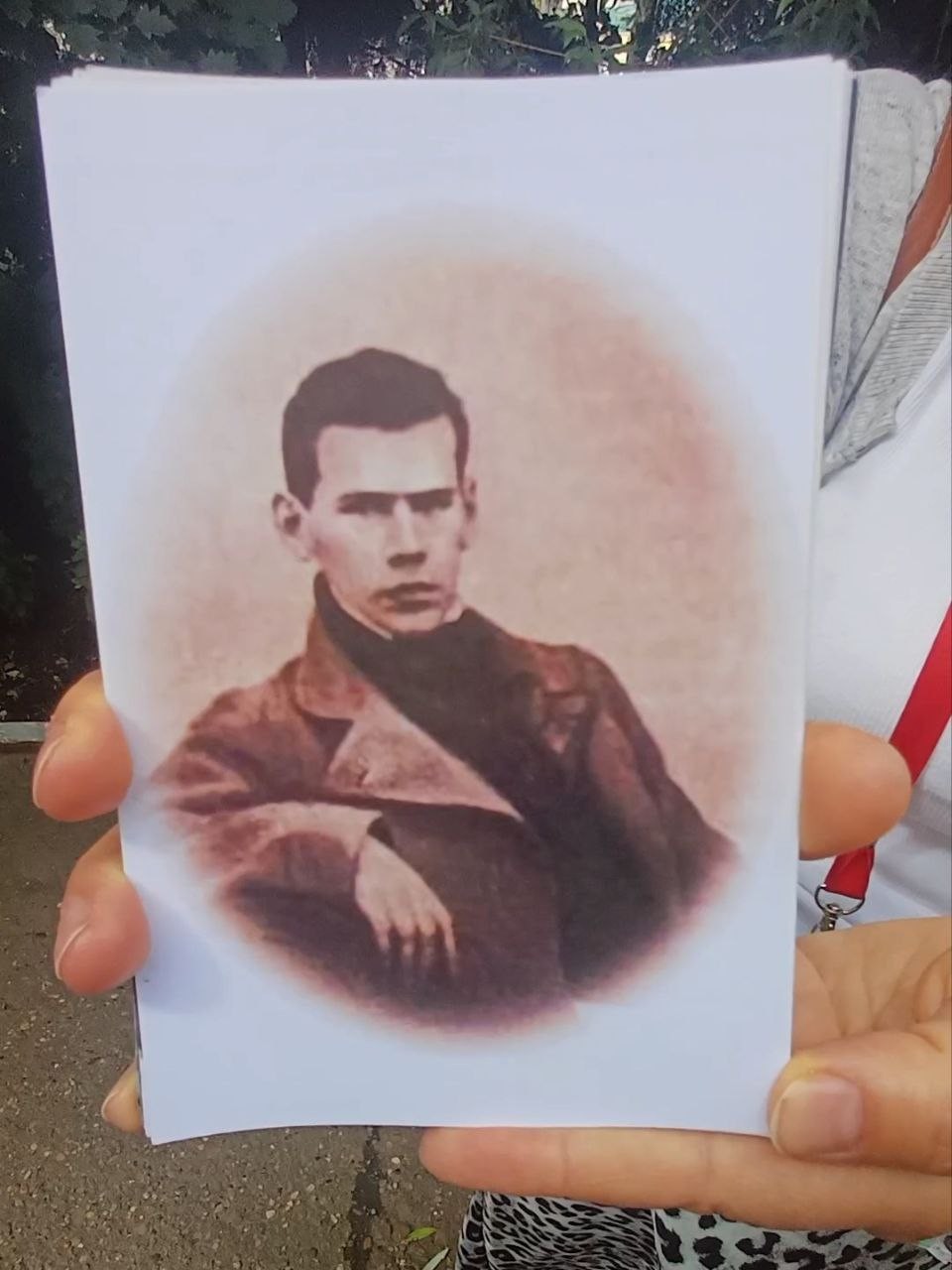 Наш экскурсовод Айгуль была просто великолепна. Ее рассказ был не просто набором сухих фактов, а увлекательной